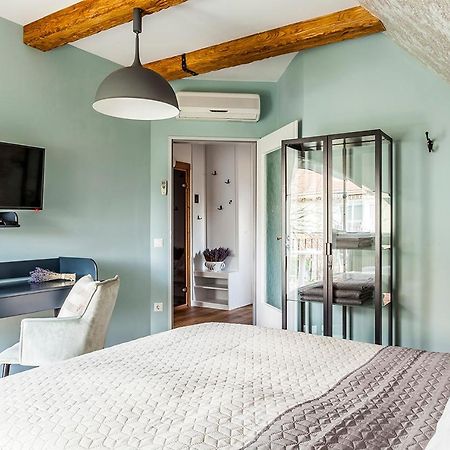 Harmonia Apartman Erkellyel Es Szaunaval 巴拉顿菲赖德 外观 照片