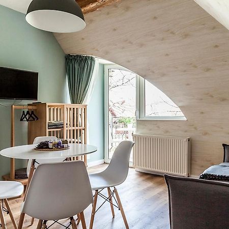 Harmonia Apartman Erkellyel Es Szaunaval 巴拉顿菲赖德 外观 照片